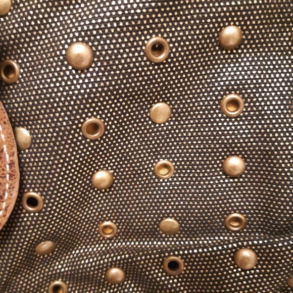 Mark Ecko Purse Gold with Leather Straps very unique . - Picture 10 of 12